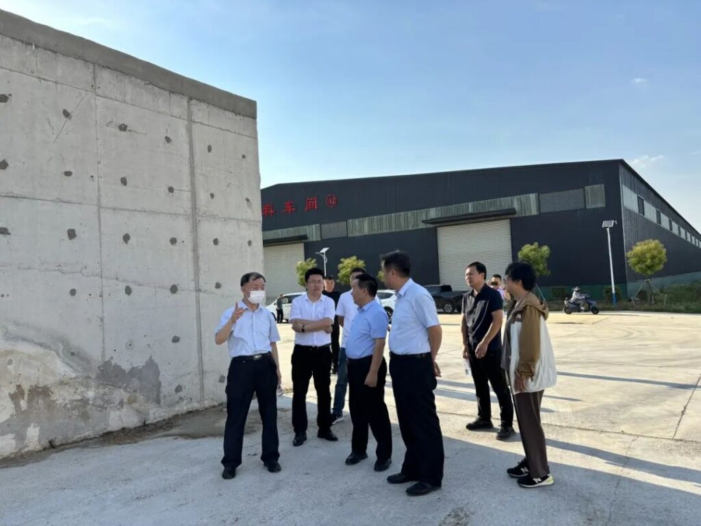 热烈欢迎省乡村振兴专班调研组来鑫军牧业调研指导! 配图6